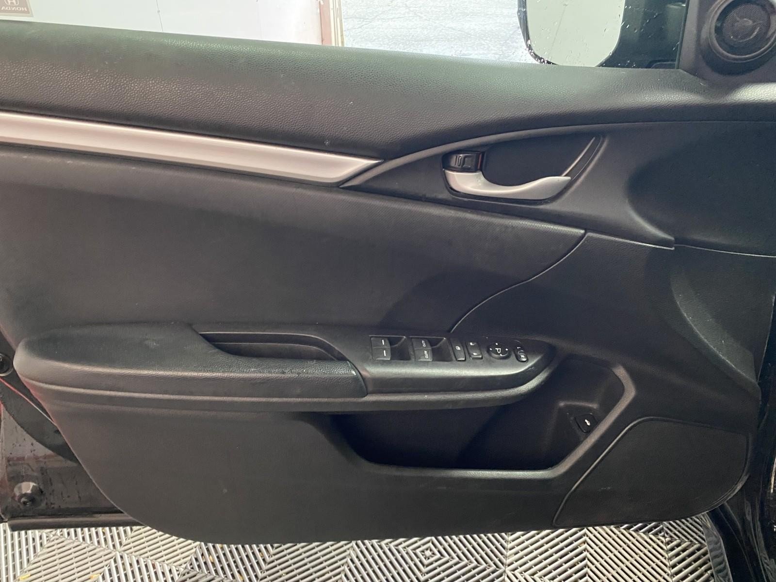 Used 2021 Honda Civic Sport image 16