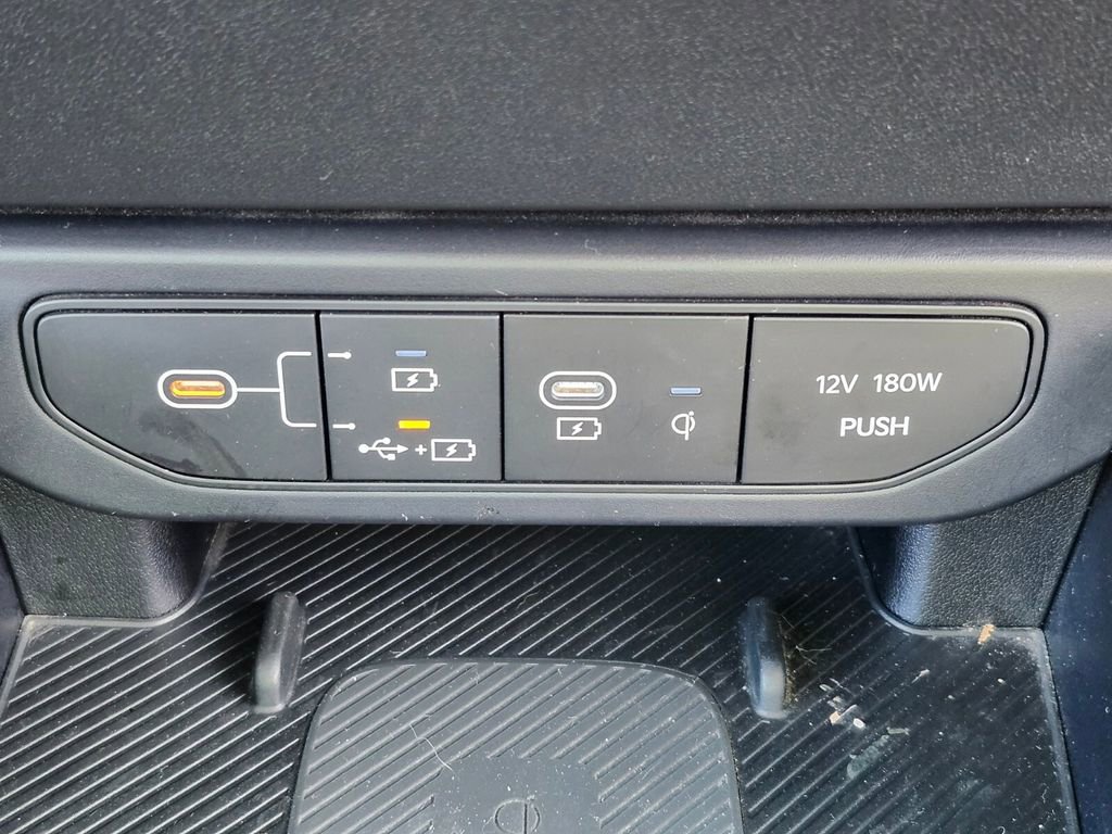 Used 2025 Kia K4 EX image 23