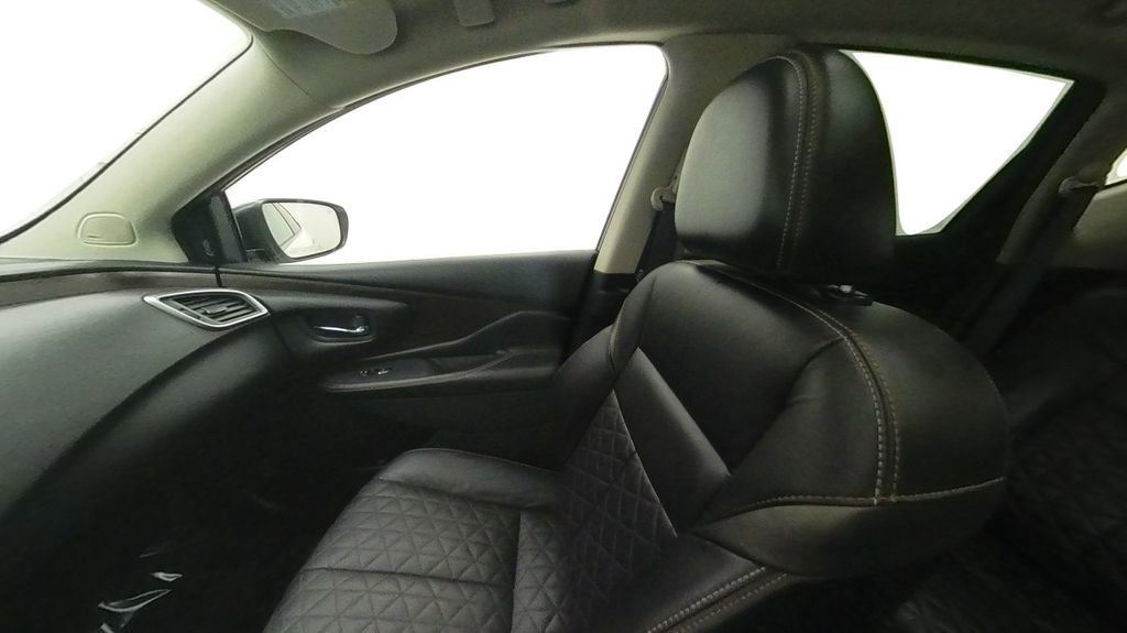 Certified 2021 Nissan Murano Platinum w/ Cargo Package image 27