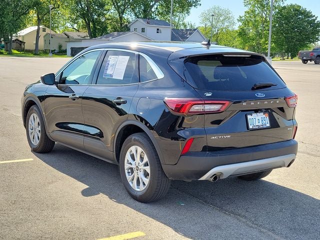 Used 2023 Ford Escape Active AWD/4WD image 3