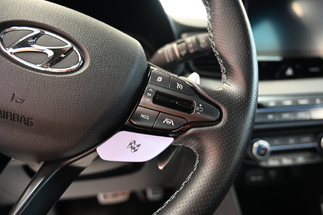 Used 2022 Hyundai Veloster N FWD image 20