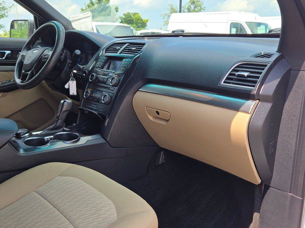 Used 2017 Ford Explorer 4WD image 5