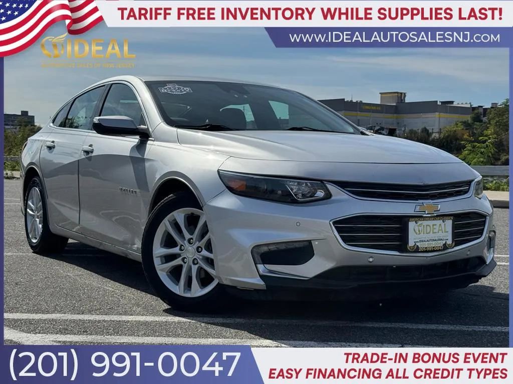 Used 2017 Chevrolet Malibu LT w/ Driver Confidence Package image 1