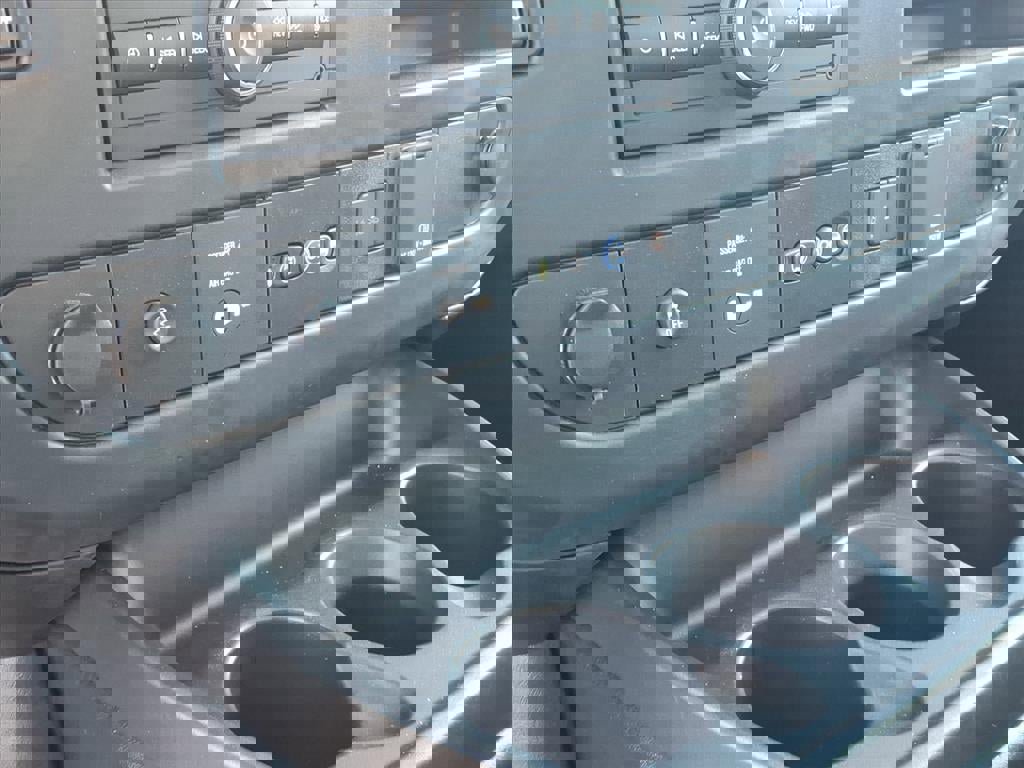 New 2025 GMC Savana 3500 w/ Power Convenience Package image 16