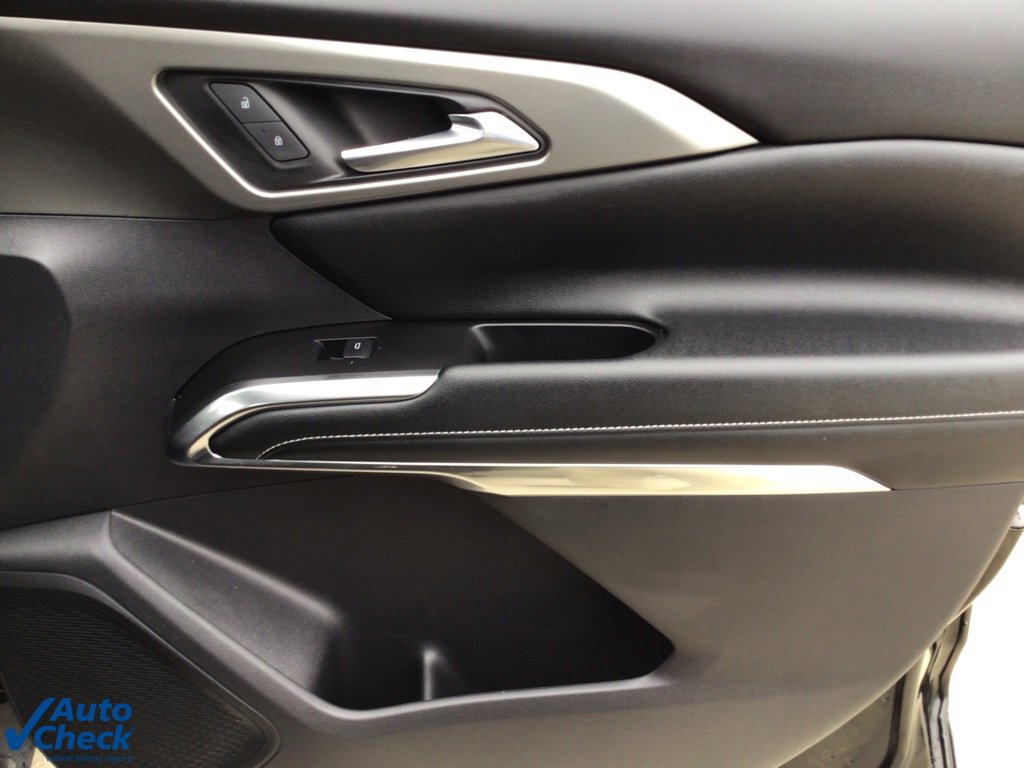 Used 2024 Chevrolet Traverse LS image 15