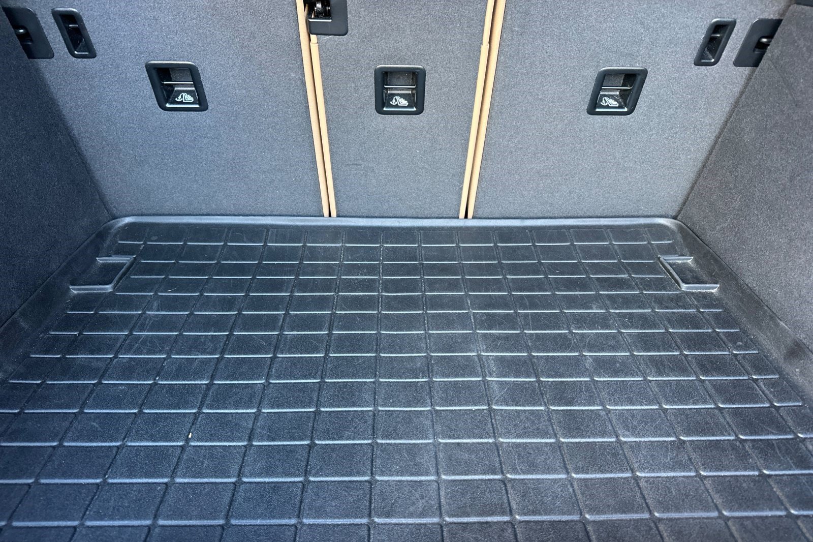 Used 2018 Porsche Macan Sport Edition image 19