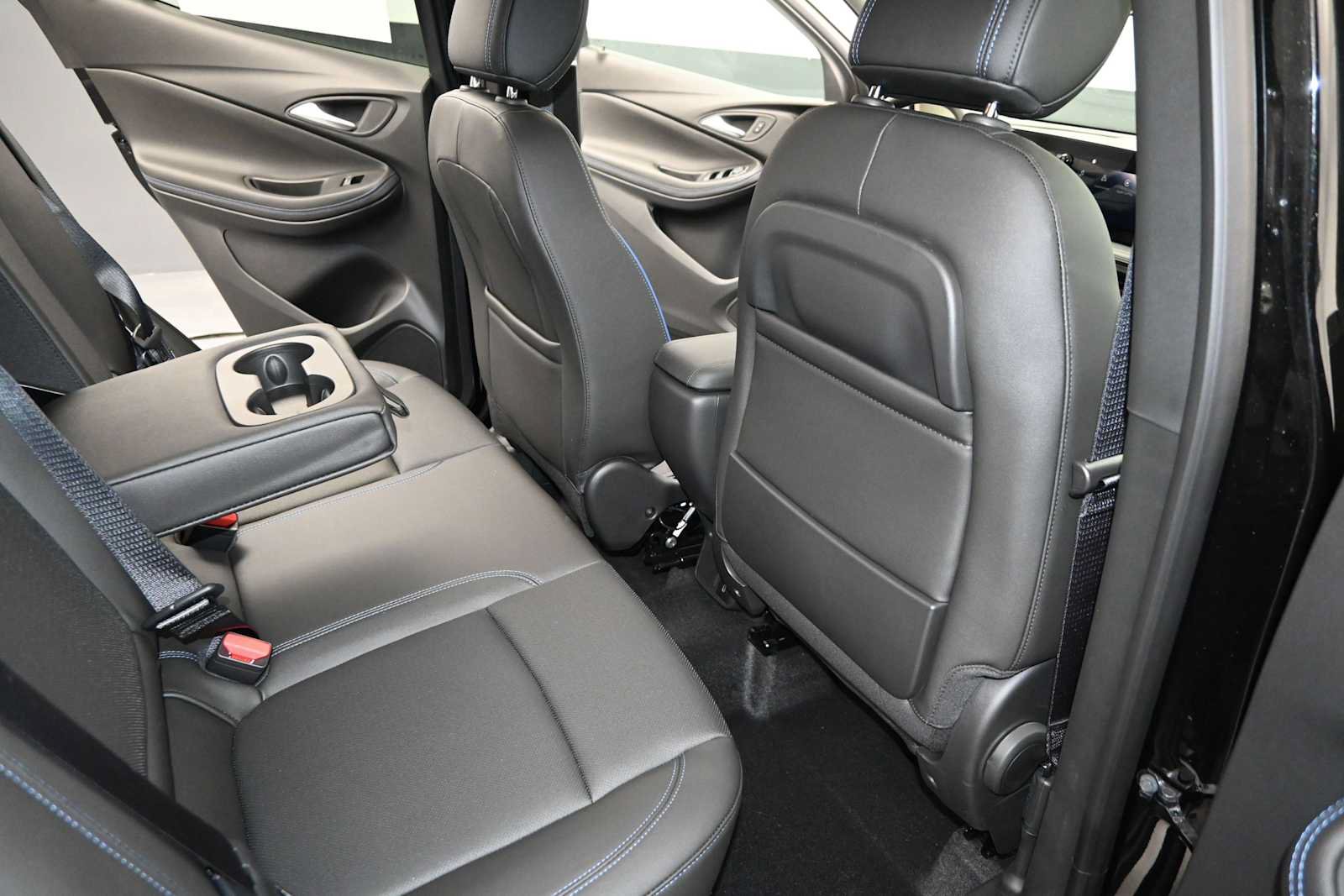 New 2026 Buick Encore GX Sport Touring w/ Comfort Package AWD/4WD image 24