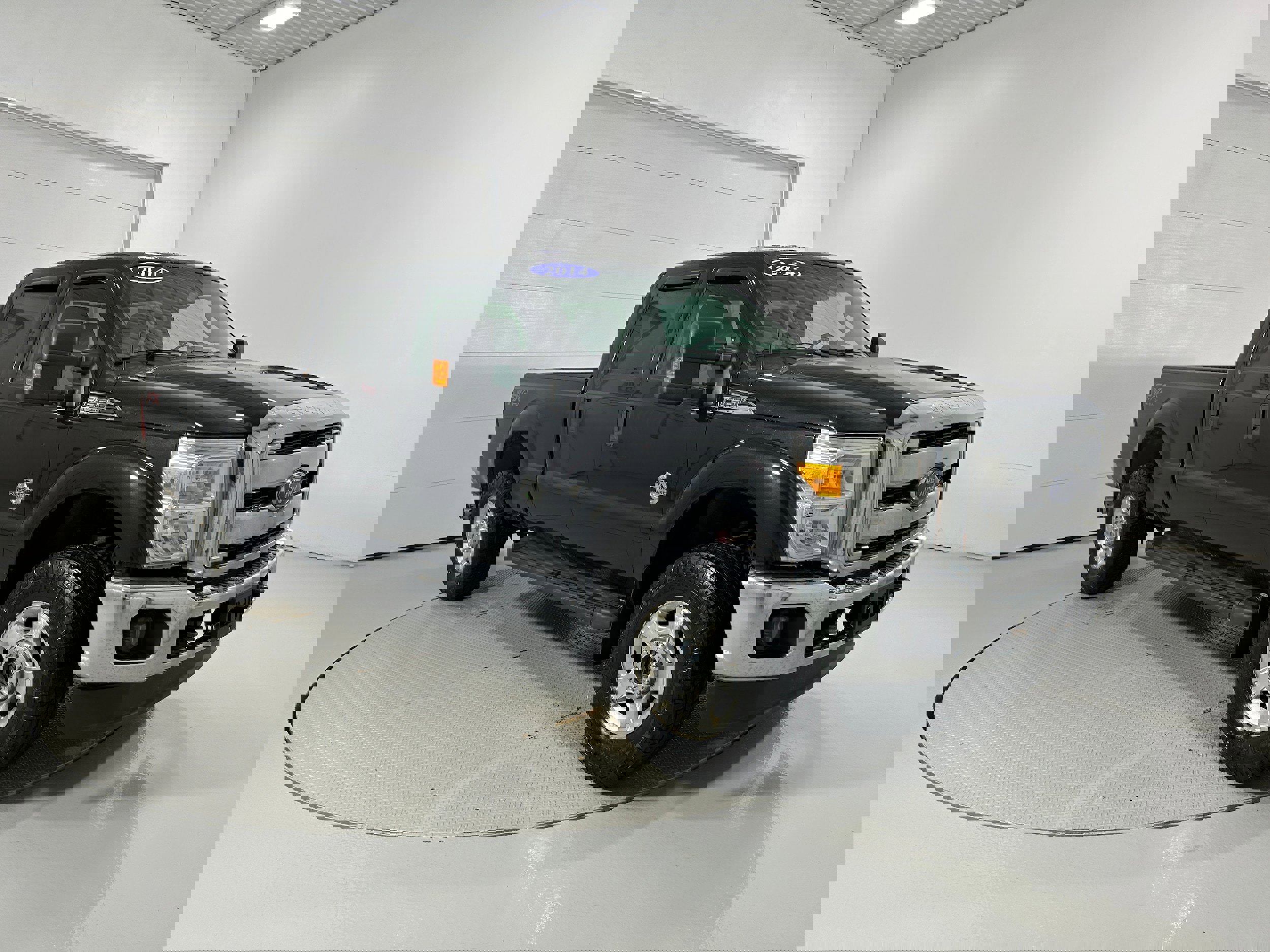 Used 2014 Ford F250 XLT w/ XLT Value Package image 2