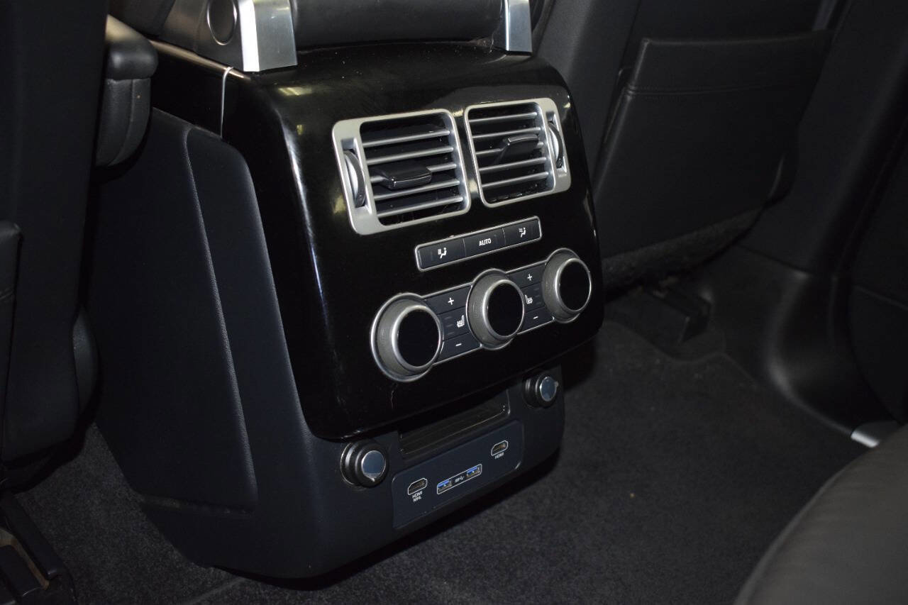 Used 2017 Land Rover Range Rover Supercharged image 16