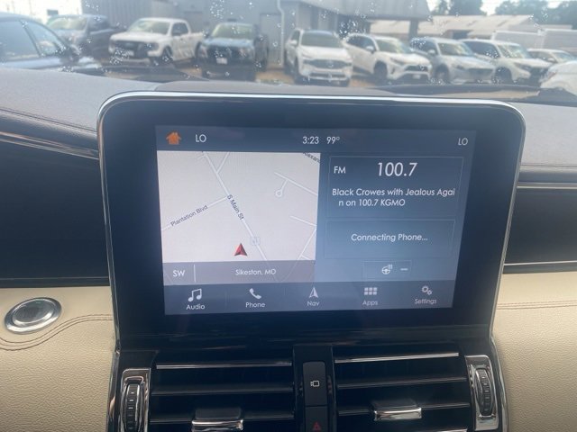 Used 2018 Lincoln Navigator Select w/ Technology Package image 22