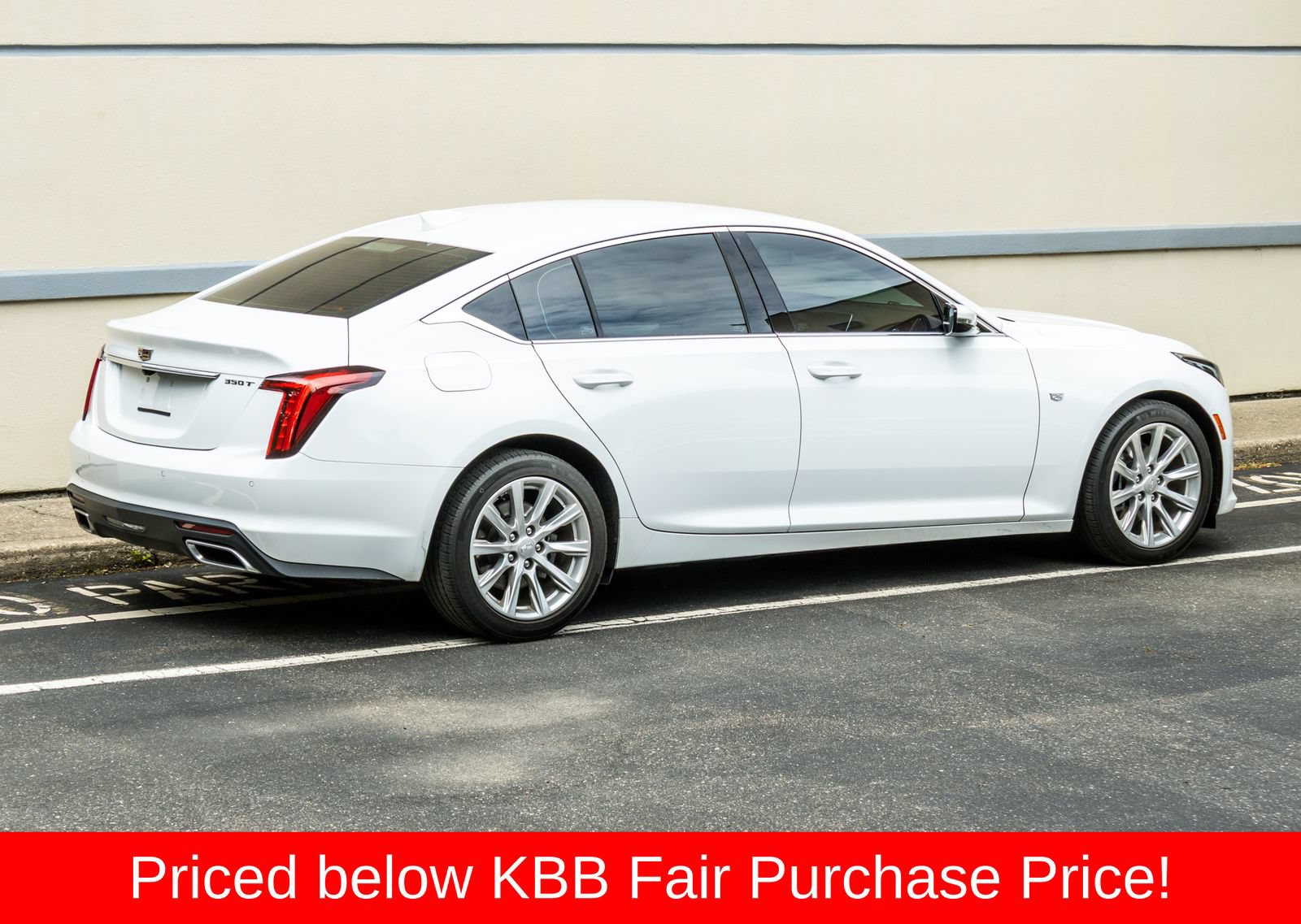 Used 2022 Cadillac CT5 Luxury RWD image 8