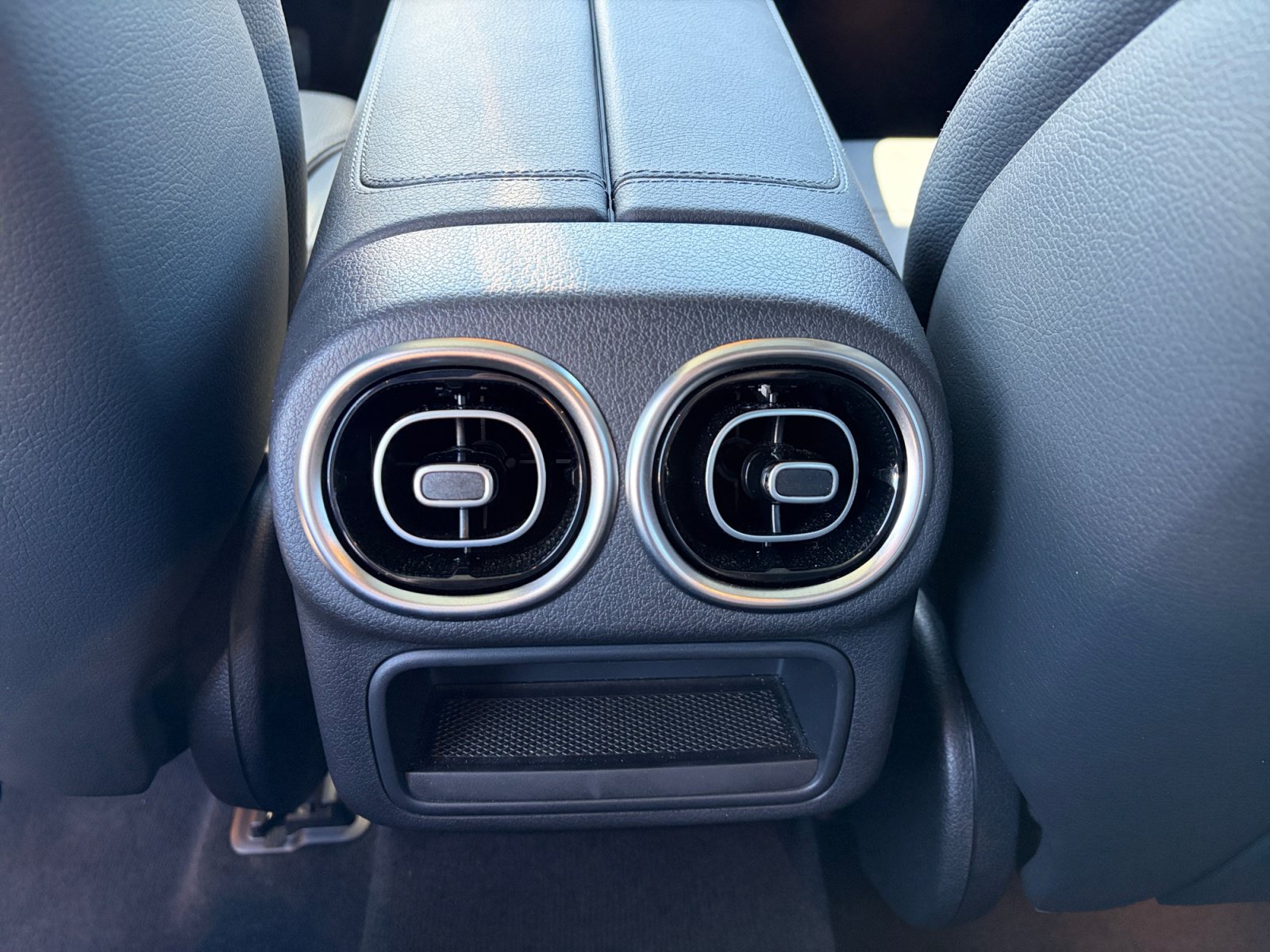 Certified 2026 Mercedes-Benz GLC 300 4MATIC image 32