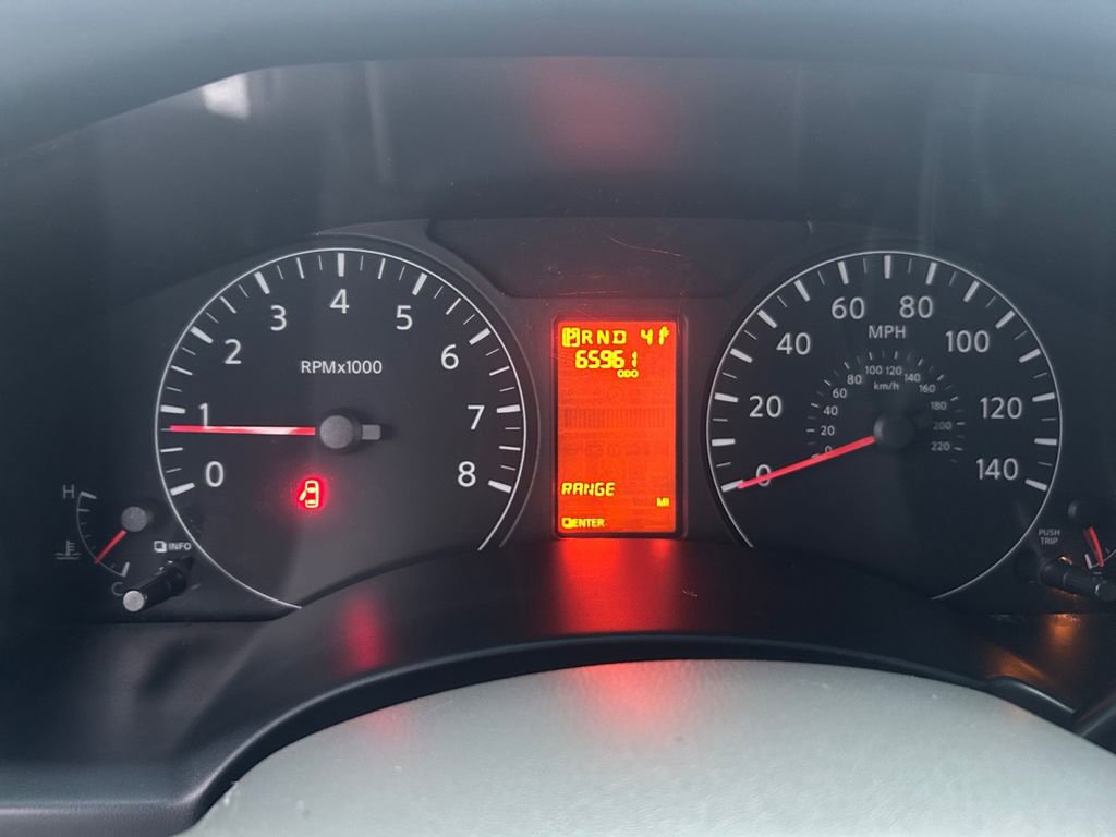Used 2014 Nissan NV 3500 SL w/ Technology Package image 16