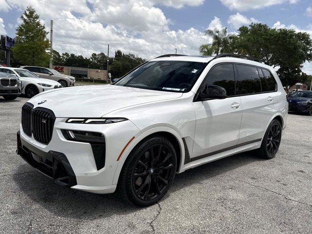 Used 2024 BMW X7 M60i w/ Executive Package AWD/4WD image 7