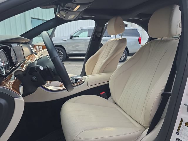 Used 2019 Mercedes-Benz E 300 image 16