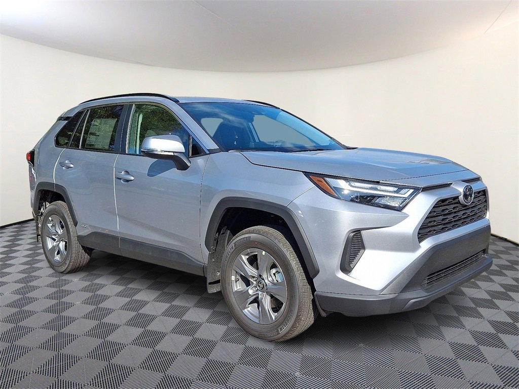New 2025 Toyota RAV4 XLE image 1