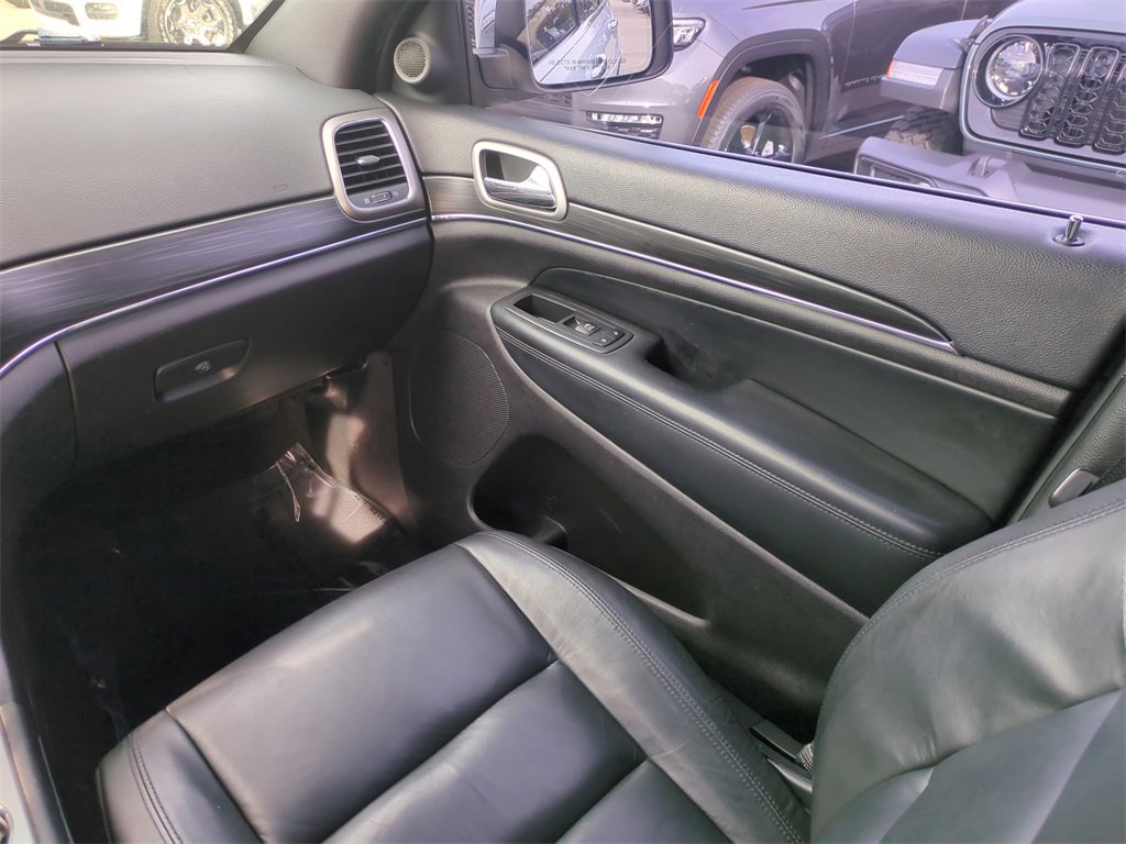 Used 2019 Jeep Grand Cherokee Limited image 19