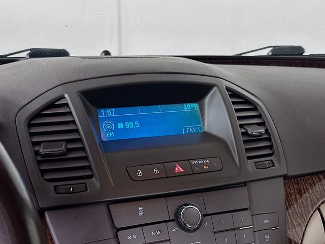Used 2012 Buick Regal Leather image 14
