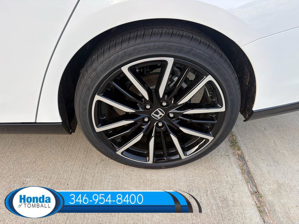 New 2026 Honda Accord Hybrid Touring image 17
