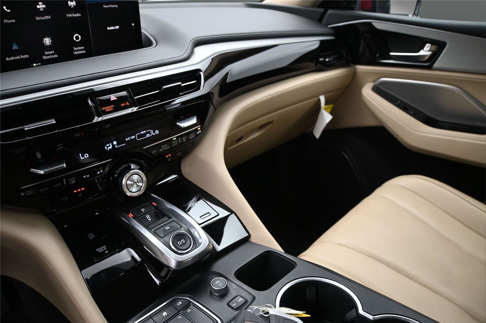 Certified 2023 Acura MDX SH-AWD w/ Technology Package image 4
