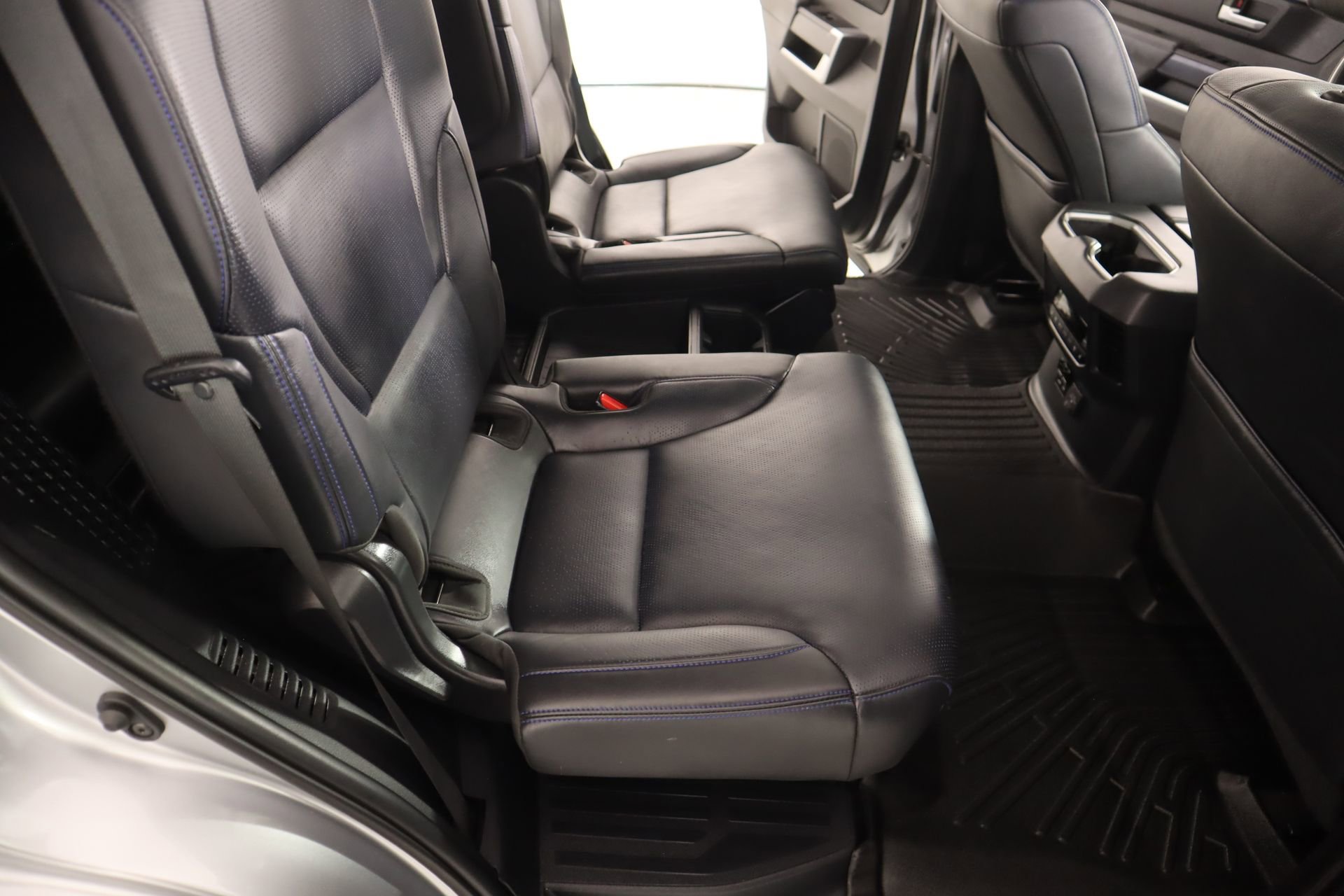 Used 2024 Toyota Sequoia Platinum image 15