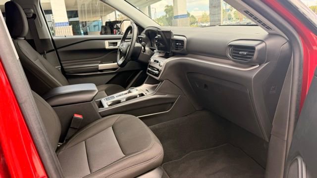 Used 2023 Ford Explorer XLT RWD image 7