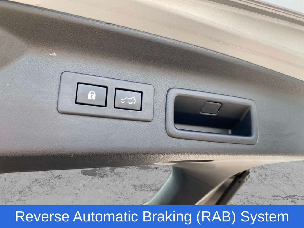 Certified 2025 Subaru Forester Limited AWD/4WD image 6