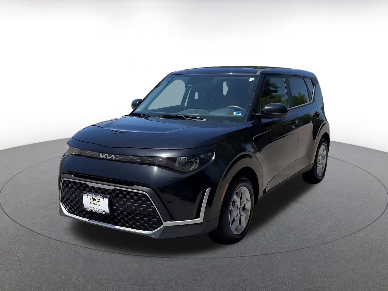 Used 2025 Kia Soul LX w/ LX Technology Package FWD image 7