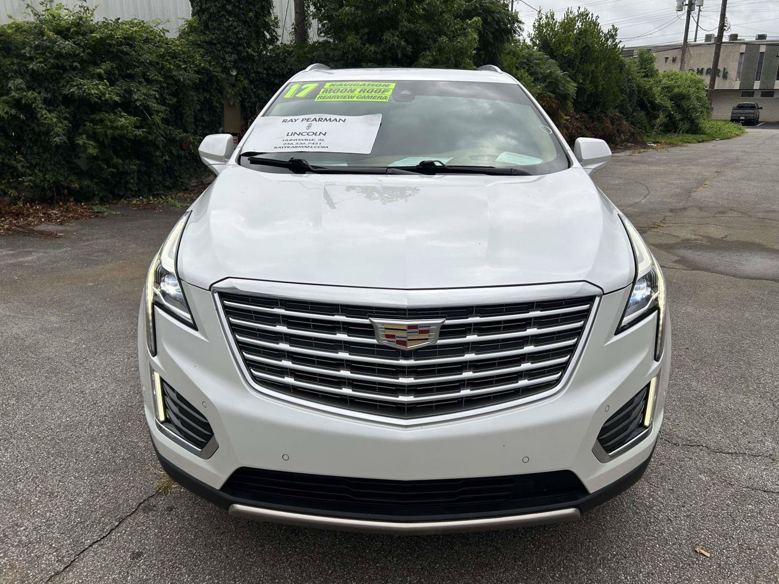 Used 2017 Cadillac XT5 Platinum w/ Driver Assist Package AWD/4WD image 12