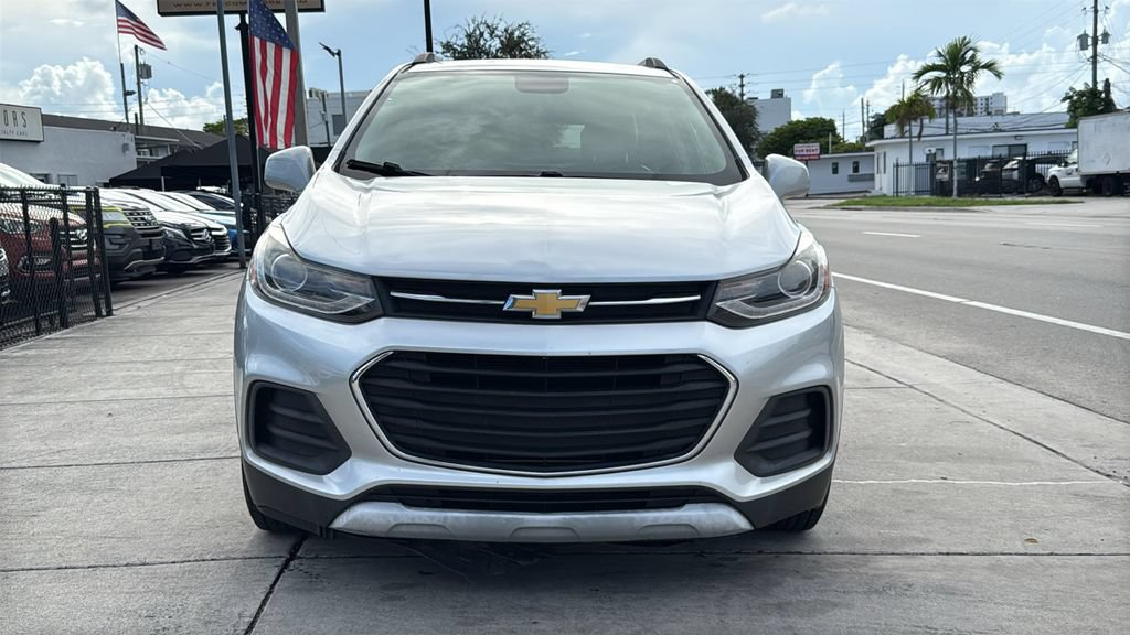 Used 2017 Chevrolet Trax LT w/ LT Convenience Package FWD image 17