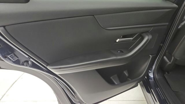 Used 2025 MAZDA CX-90 3.3 Turbo w/ Select Package image 18