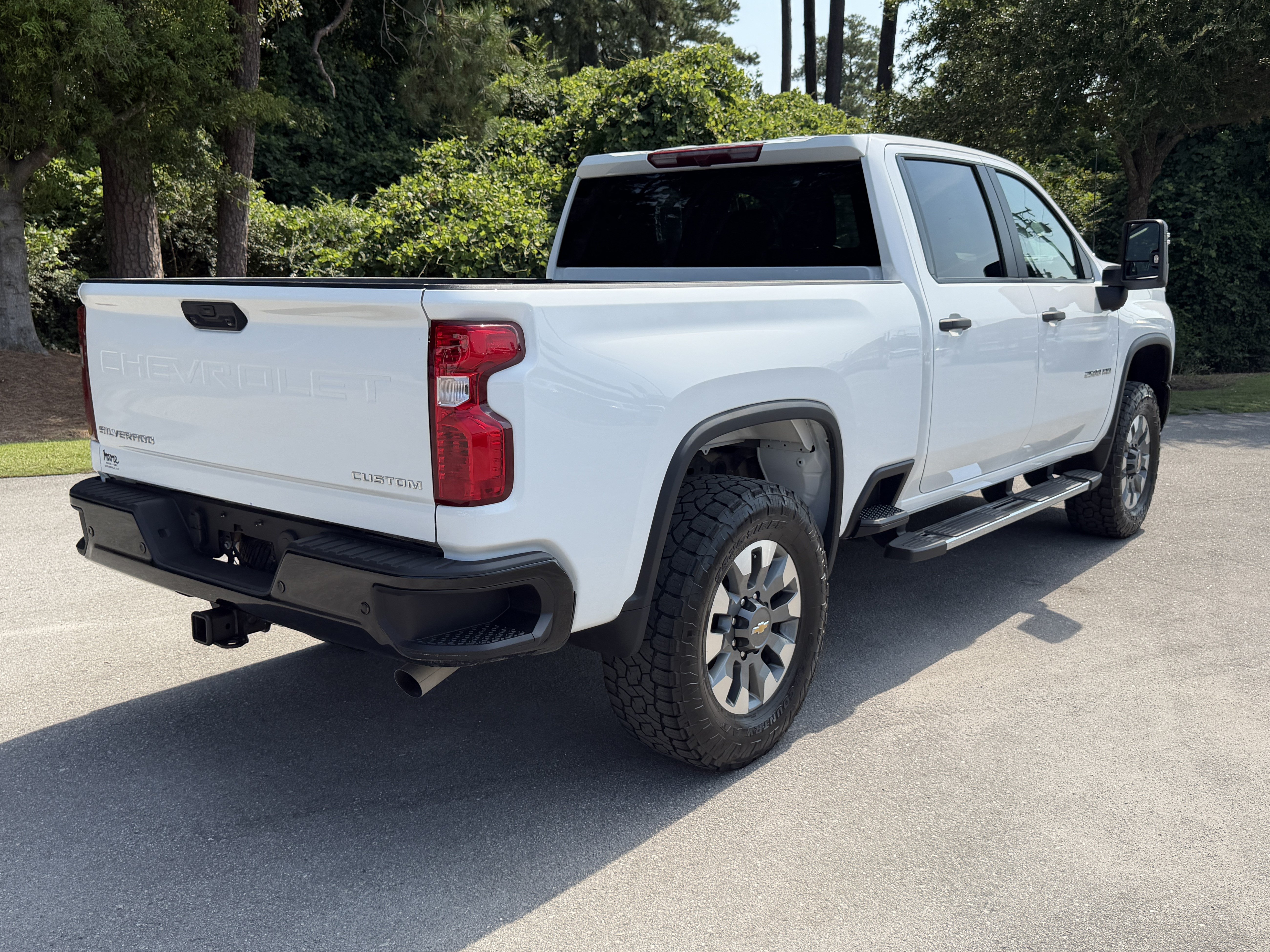 Used 2025 Chevrolet Silverado 2500 Custom w/ Custom Value Package AWD/4WD image 32