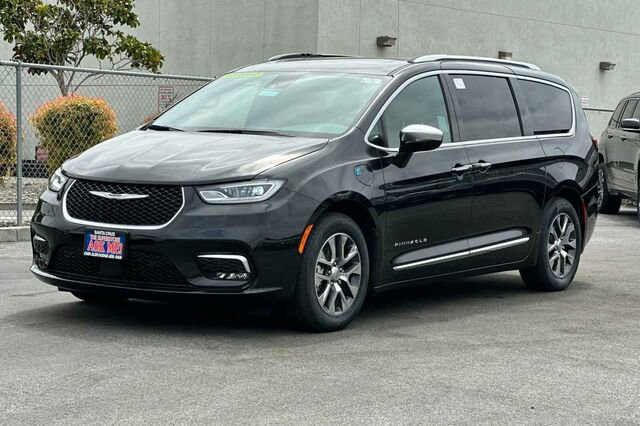New 2023 Chrysler Pacifica Pinnacle image 8