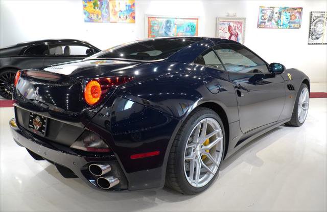 Used 2012 Ferrari California image 15