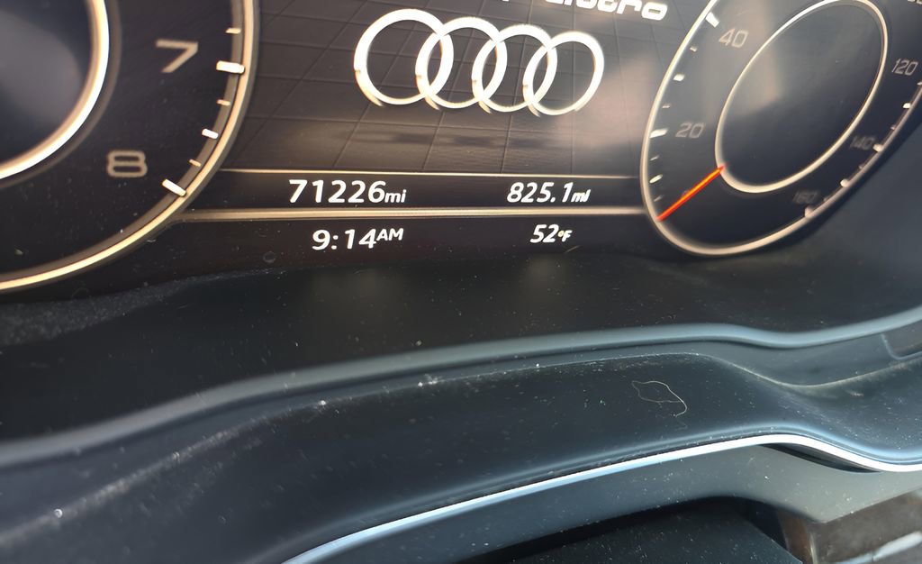 Used 2020 Audi Q5 2.0T Premium Plus w/ Premium Plus Package AWD/4WD image 12