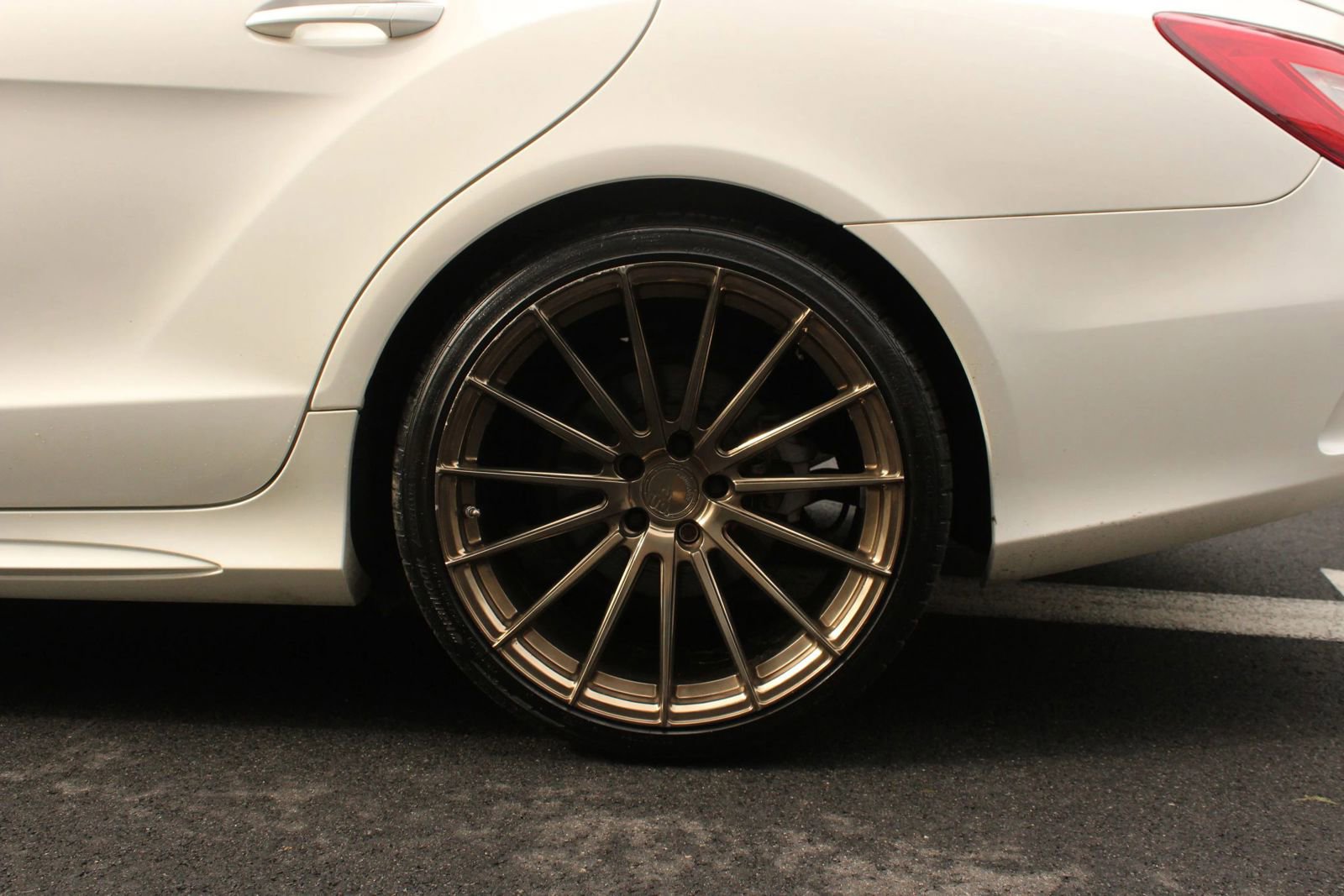 Used 2015 Mercedes-Benz CLS 400 image 10