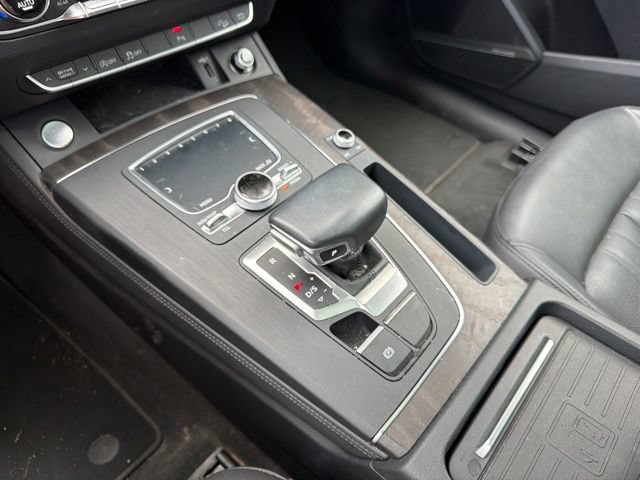 Used 2019 Audi Q5 2.0T Premium Plus AWD/4WD image 29