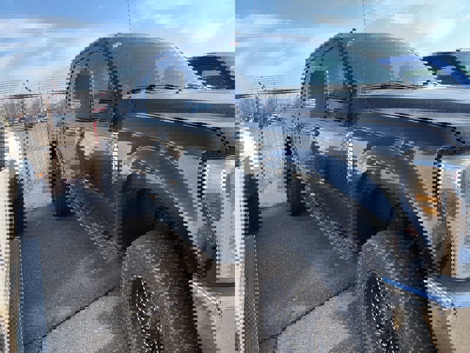 Used 2019 Ford F250 XLT w/ FX4 Off-Road Package image 15