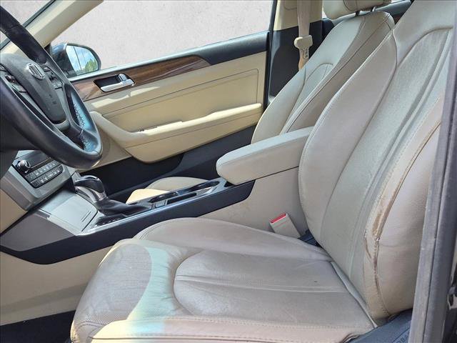 Used 2015 Hyundai Sonata Limited FWD image 14