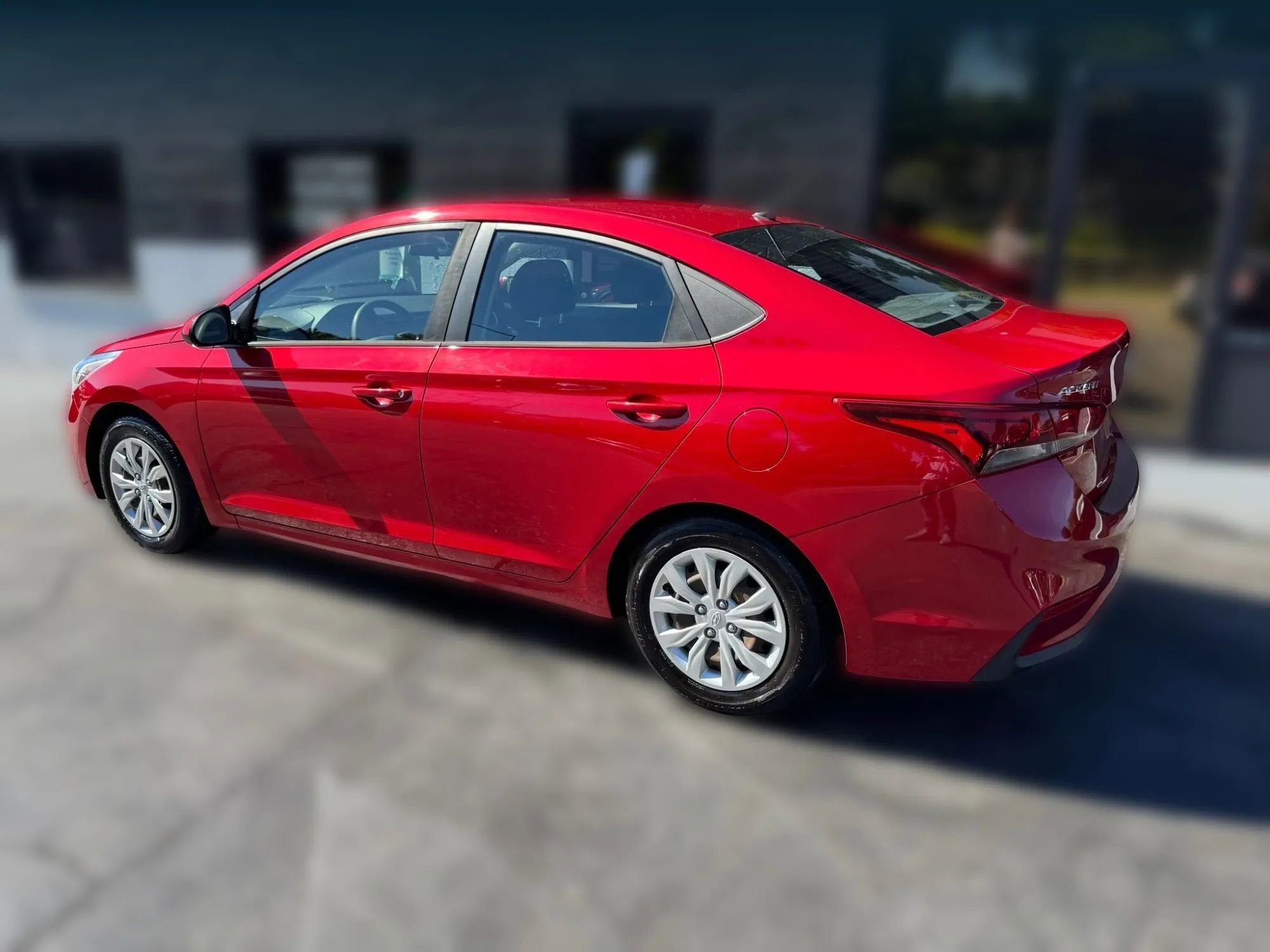 Used 2020 Hyundai Accent SE FWD image 3