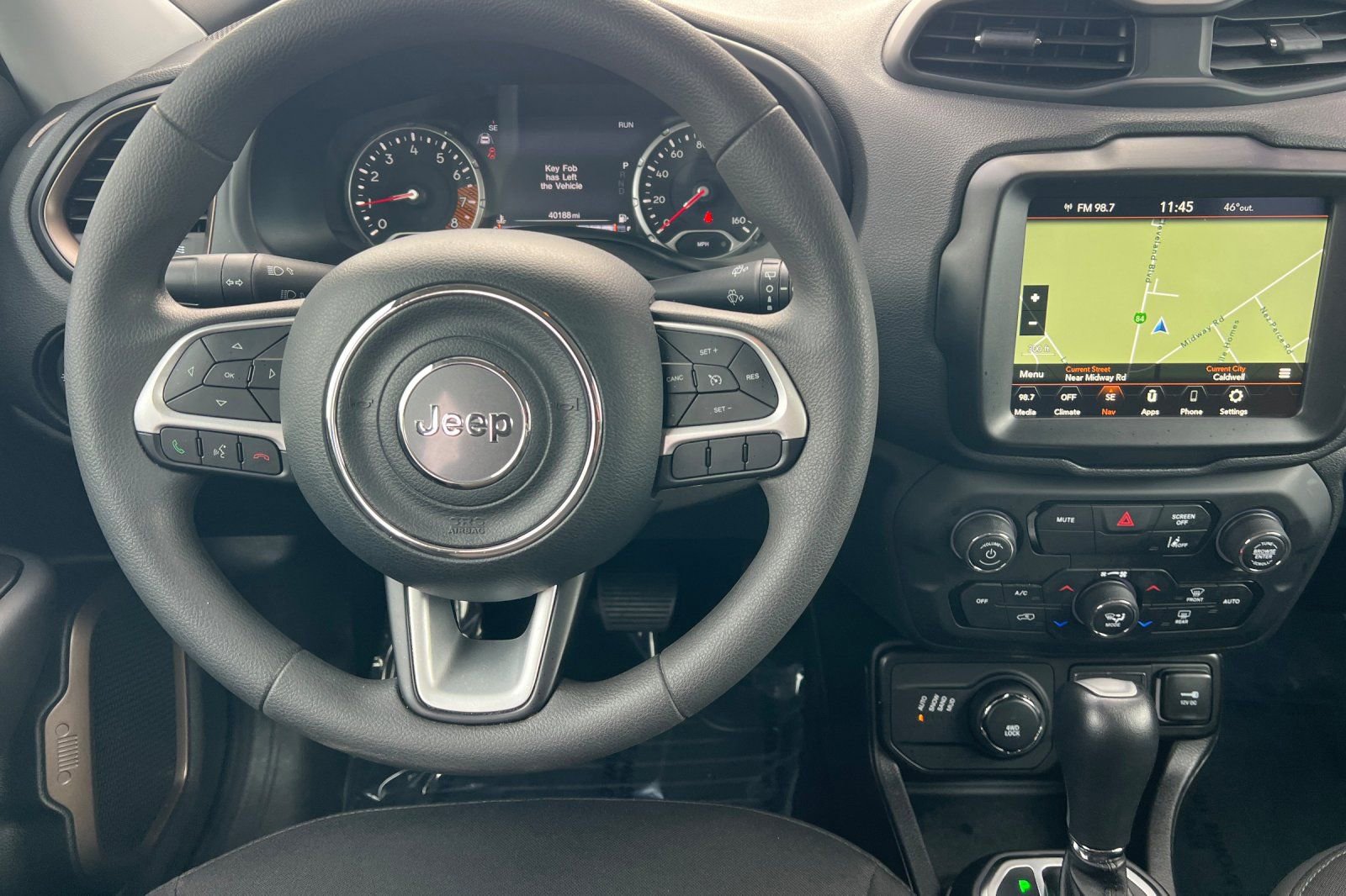 Used 2023 Jeep Renegade Latitude AWD/4WD image 14