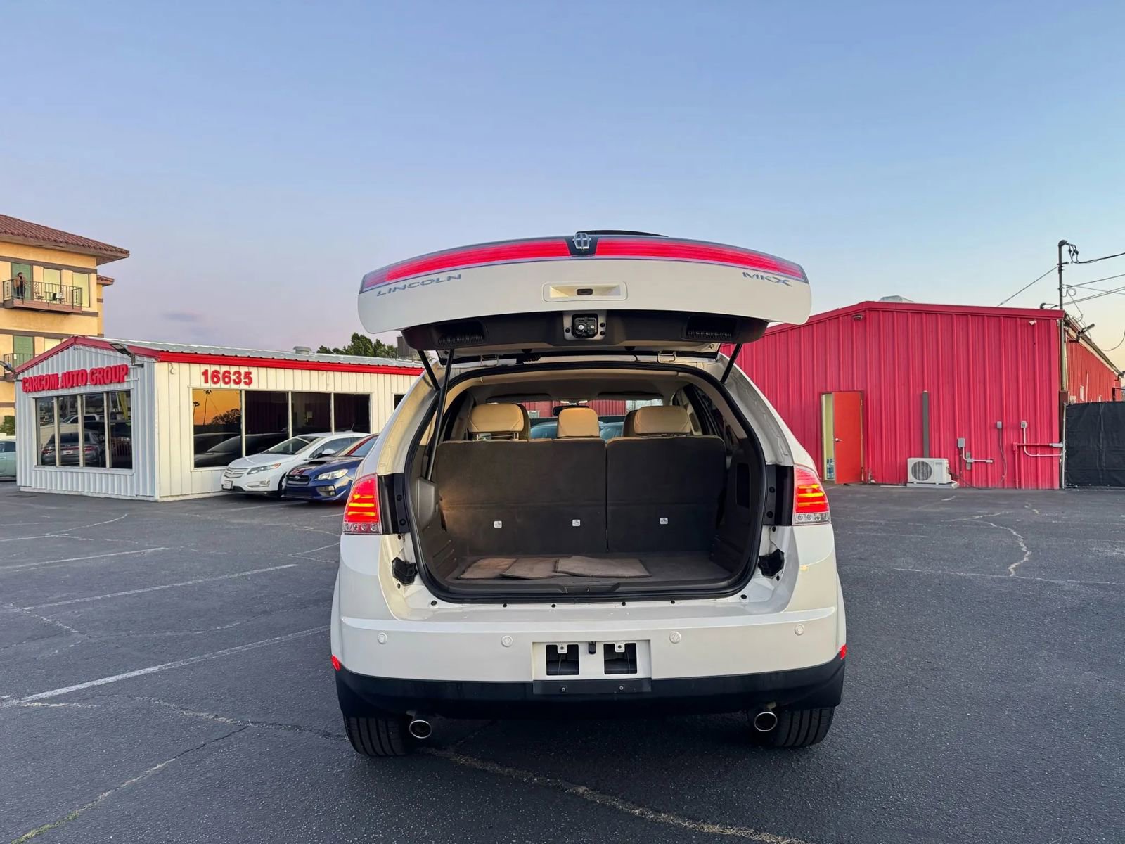 Used 2008 Lincoln MKX 2WD image 8