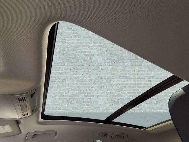 Certified 2023 Volkswagen Taos SE w/ Panoramic Sunroof Package FWD image 21