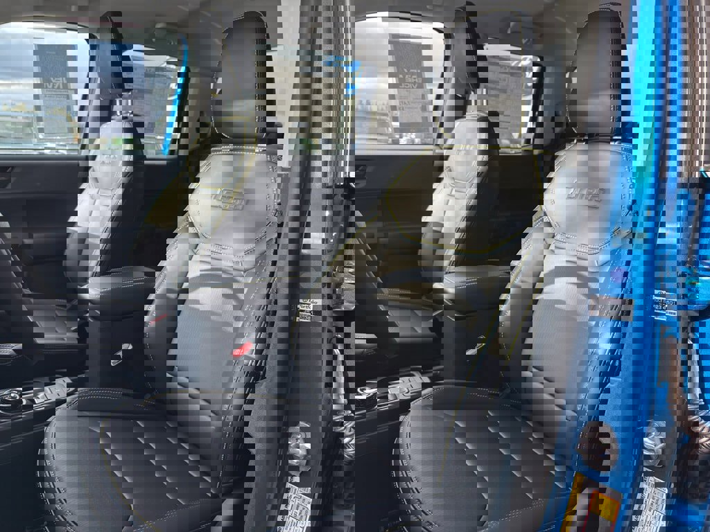 New 2026 Ford Maverick Lobo image 15