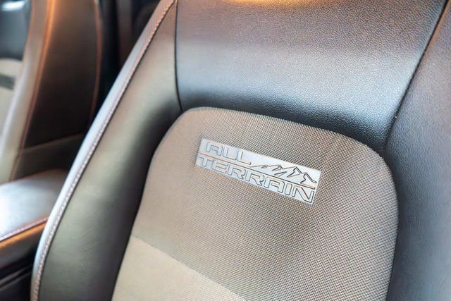 Used 2018 GMC Canyon All Terrain w/ Trailering Package AWD/4WD image 17