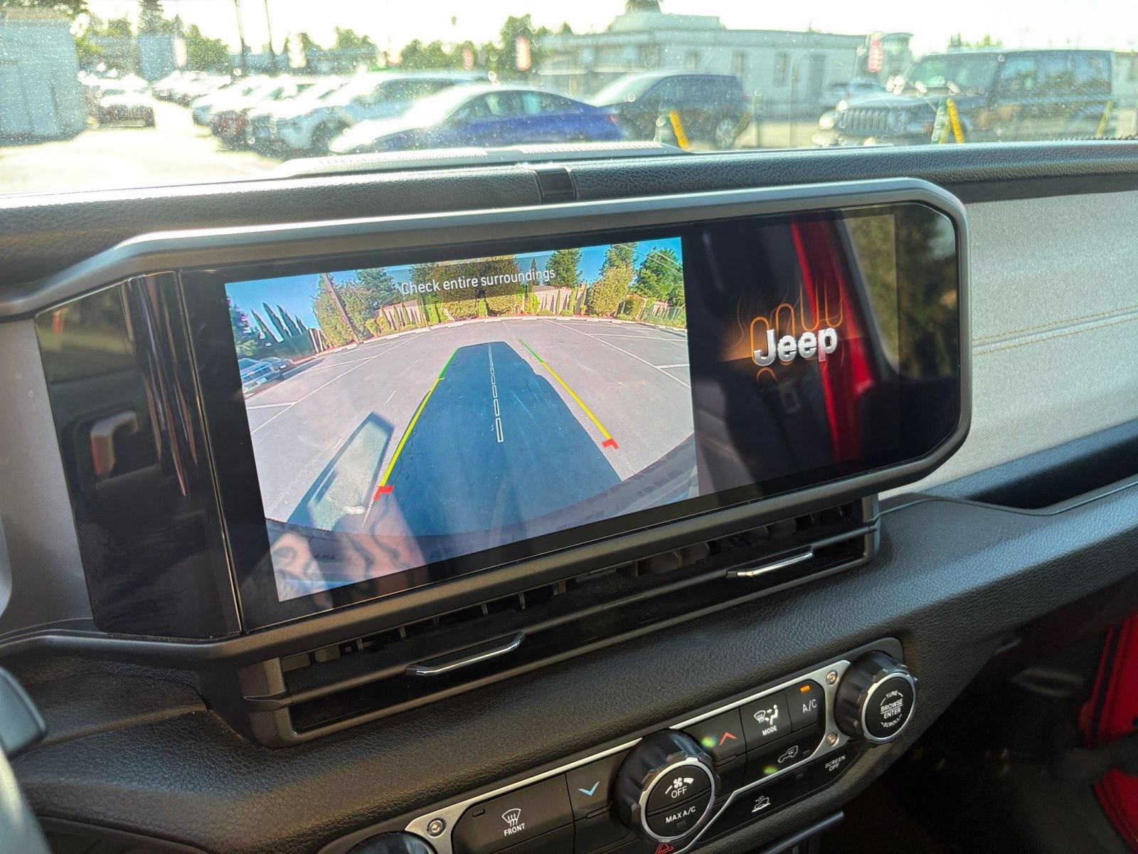 Used 2025 Jeep Wrangler Unlimited Sport AWD/4WD image 19