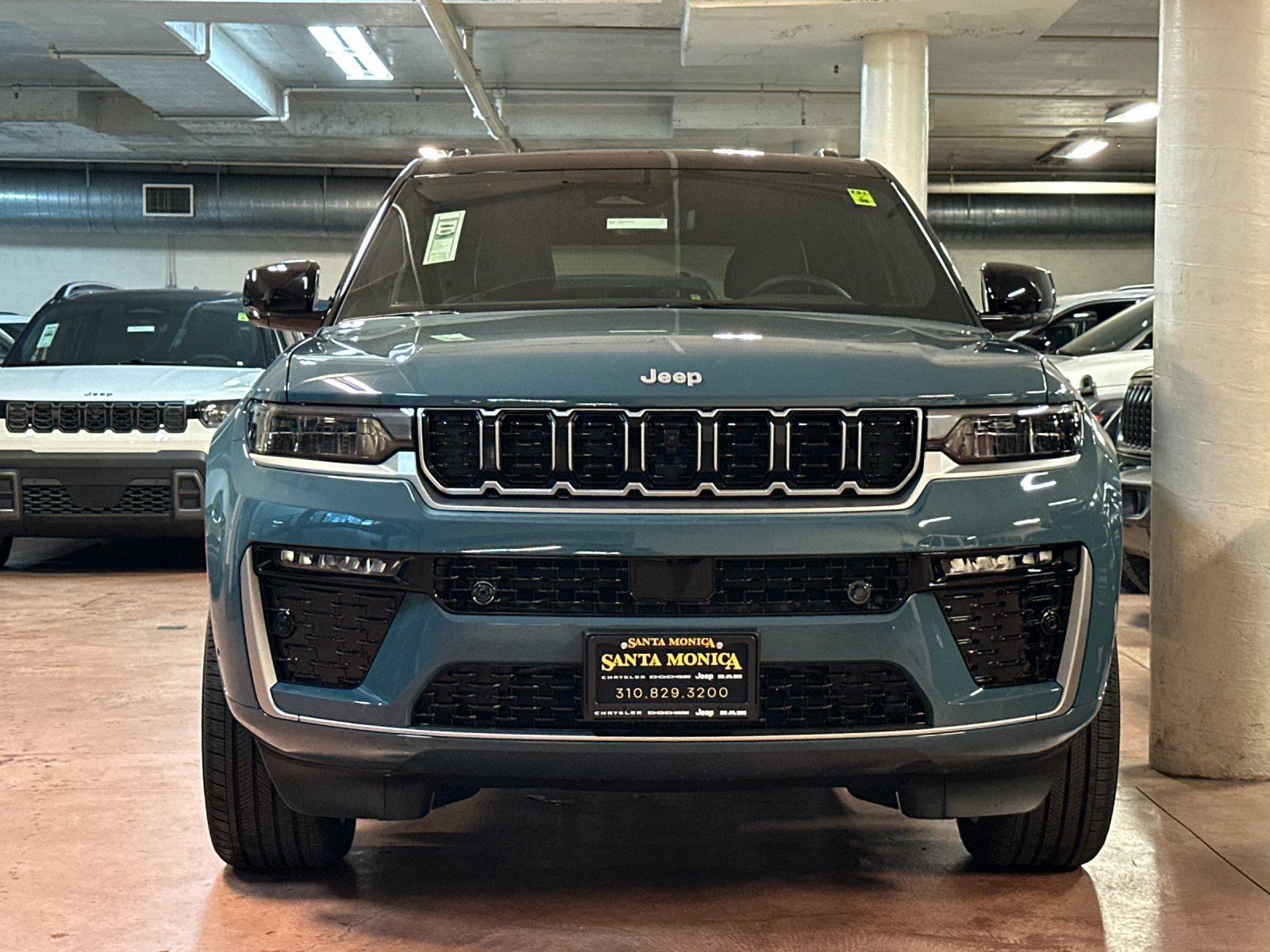 New 2026 Jeep Grand Cherokee Summit w/ MOPAR Finishing Package AWD/4WD image 8