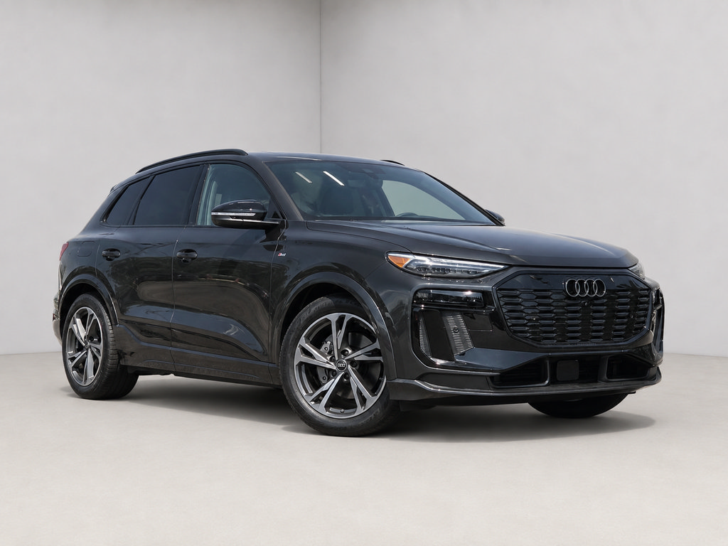 New 2027 Audi Q6 e-tron Prestige
