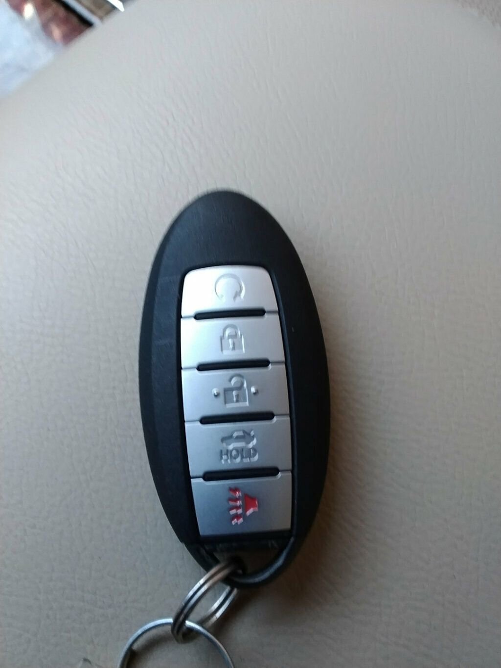 Used 2018 Nissan Armada SL image 32