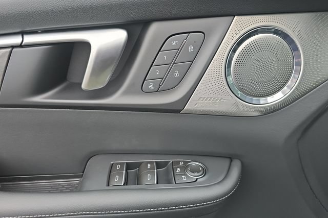 New 2026 Buick Enclave Avenir w/ Super Cruise Package FWD image 24